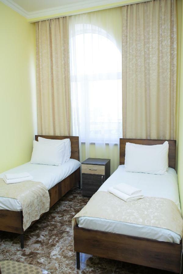 Red Hotel Yerevan Luaran gambar