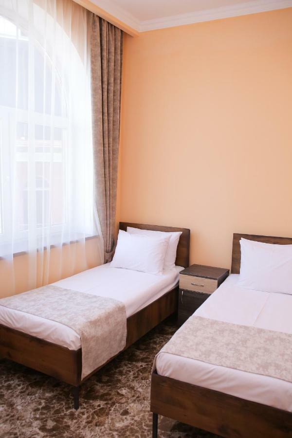 Red Hotel Yerevan Luaran gambar