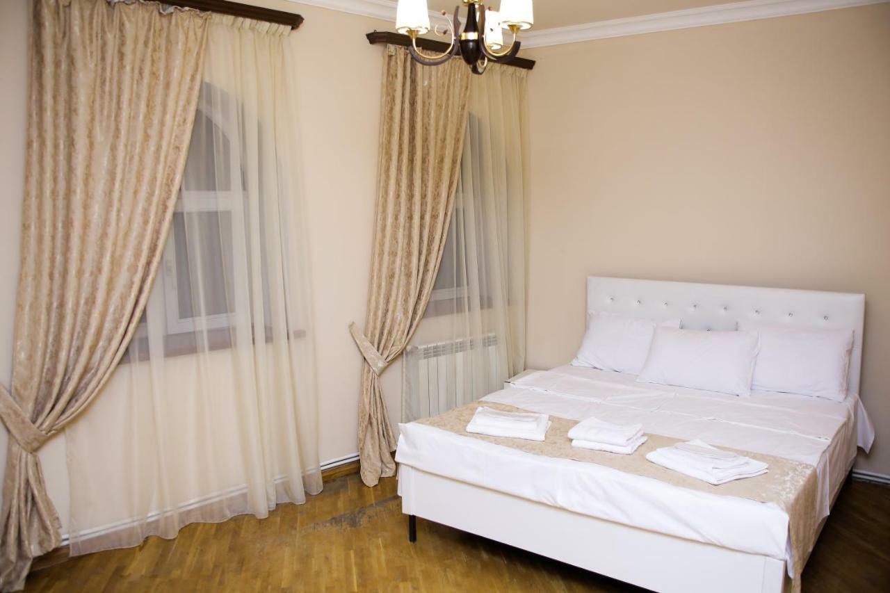 Red Hotel Yerevan Luaran gambar